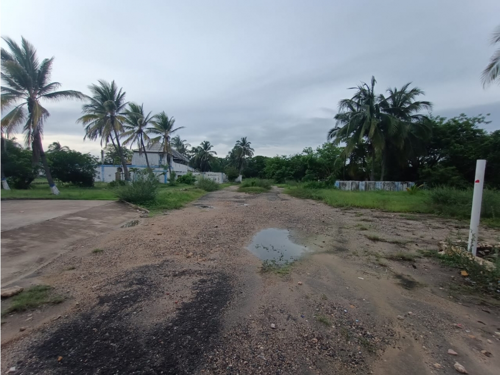 LOTE EN VENTA EN LA PLAYA - 1