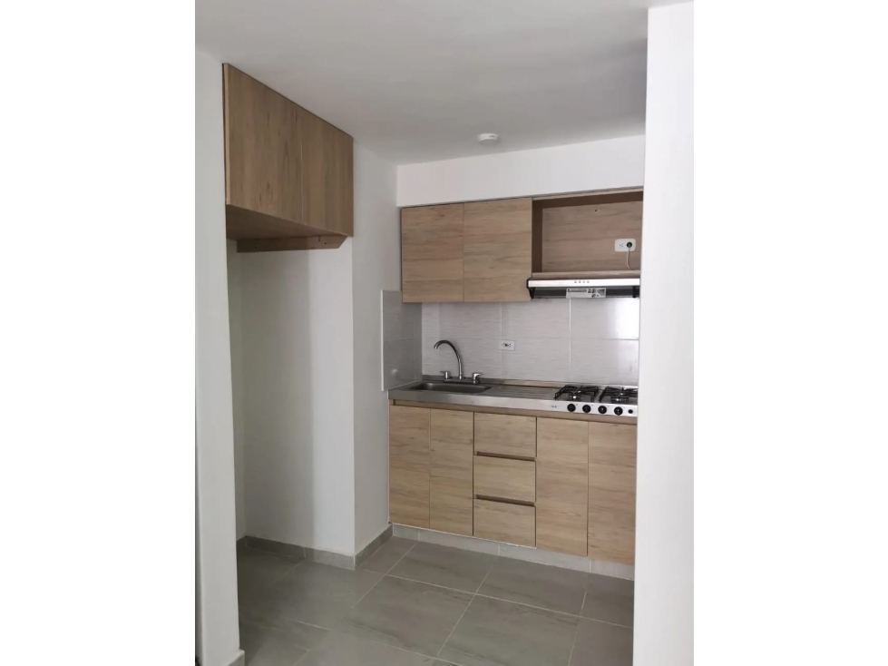 APARTAMENTO EN ALQUILER EN ALAMEDA DEL RIO — foto 3