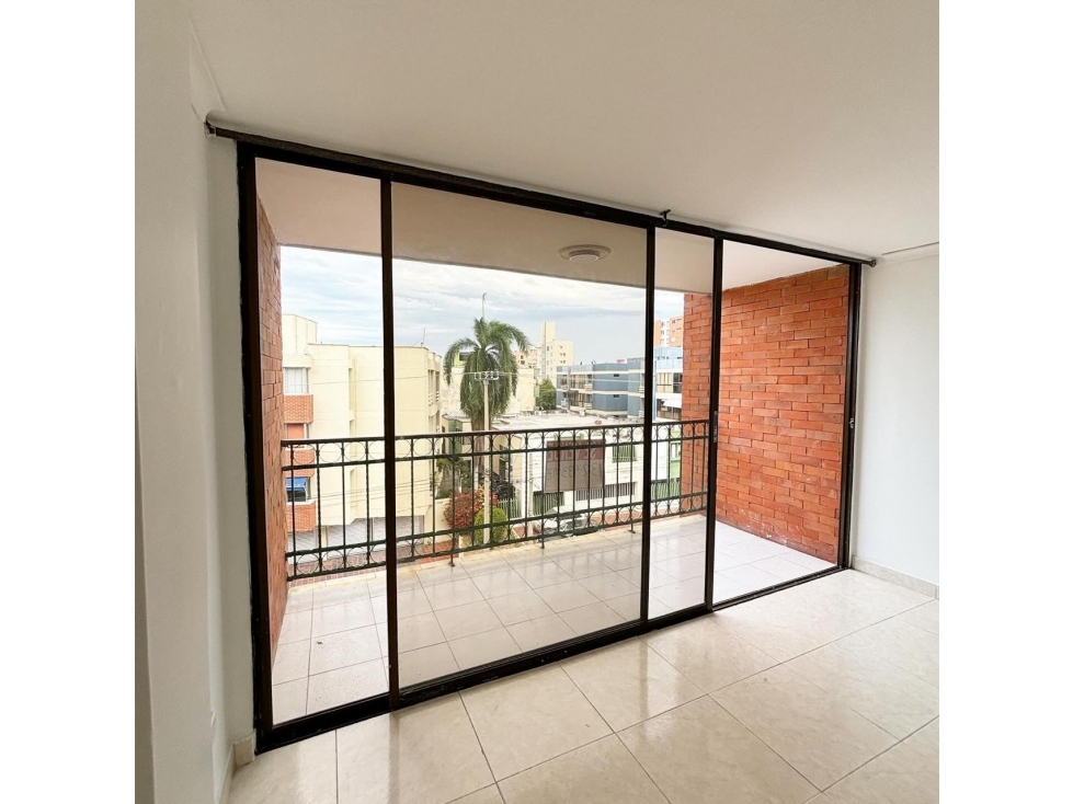 APARTAMENTO EN VENTA EN RIOMAR — foto 2