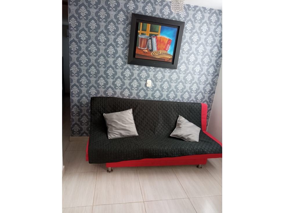 APARTAMENTO EN ALQUILER EN ALAMEDA — foto 2