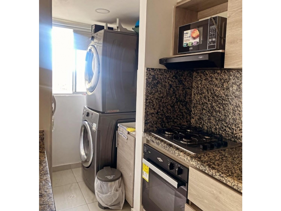 APARTAMENTO AMOBLADO EN ALQUILER EN ALAMEDA DEL RIO — foto 4