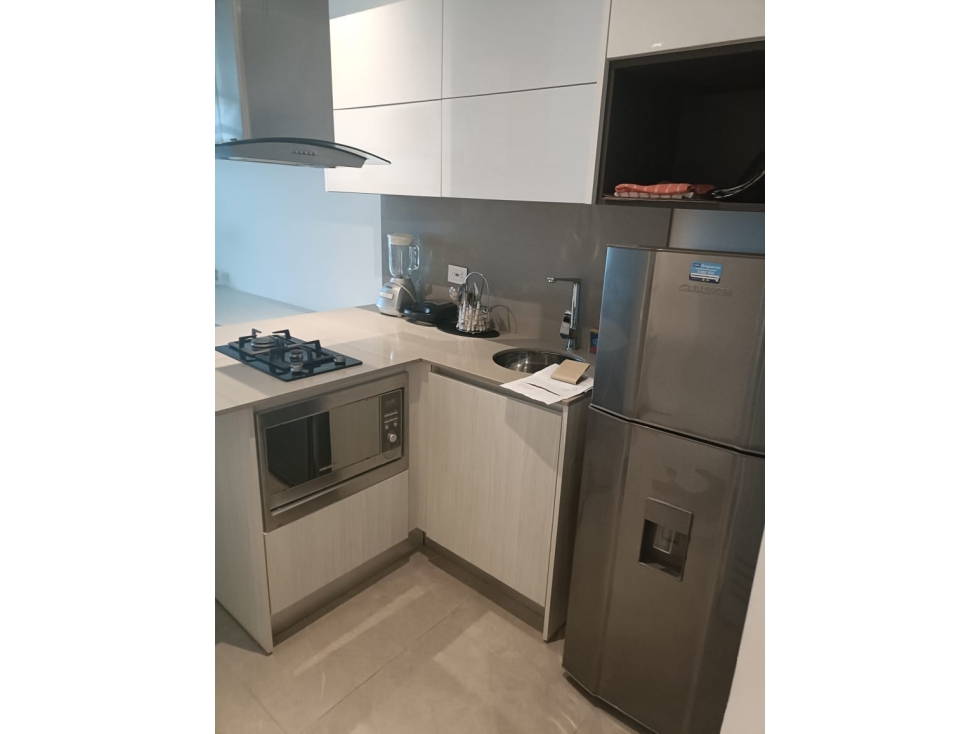 APARTAESTUDIO AMOBLADO EN ALQUIELR EN LA CAMPIÑA — foto 2
