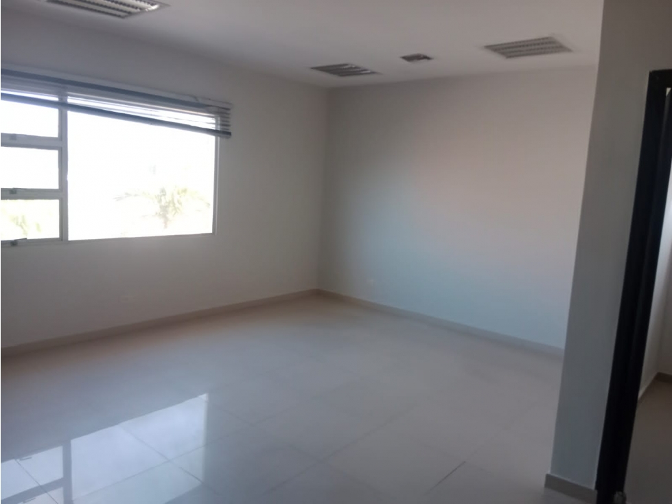 LOCAL EN ARRIENDO EN EL POBLADO — foto 5