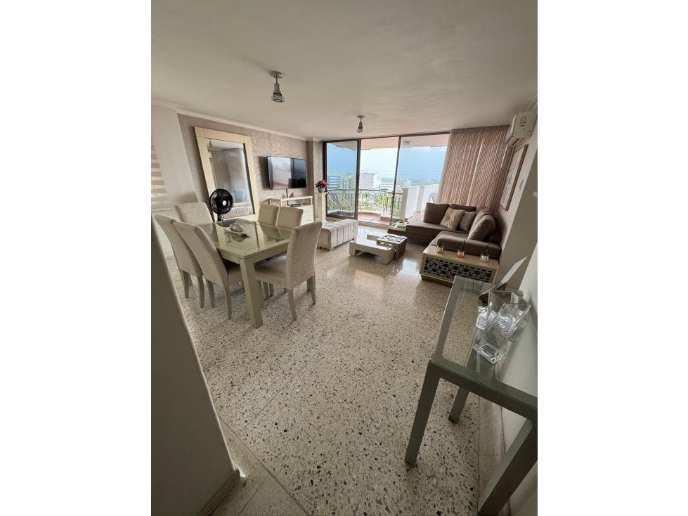 APARTAMENTO EN VENTA EN ALTOS DE RIOMAR