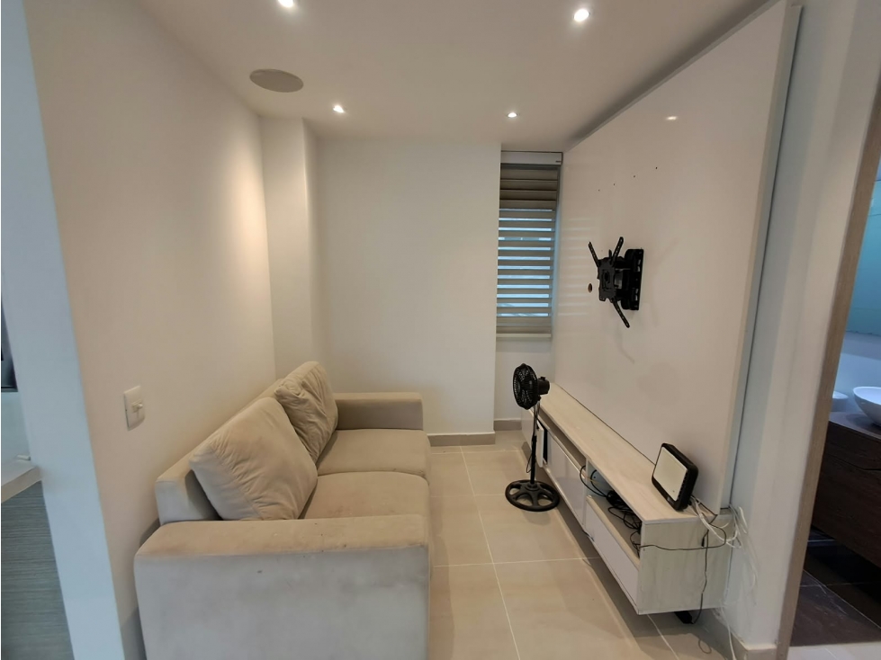 APARTAMENTO SEMIAMOBLADO EN ARRIENDO EN ALTOS DEL LIMON — foto 6