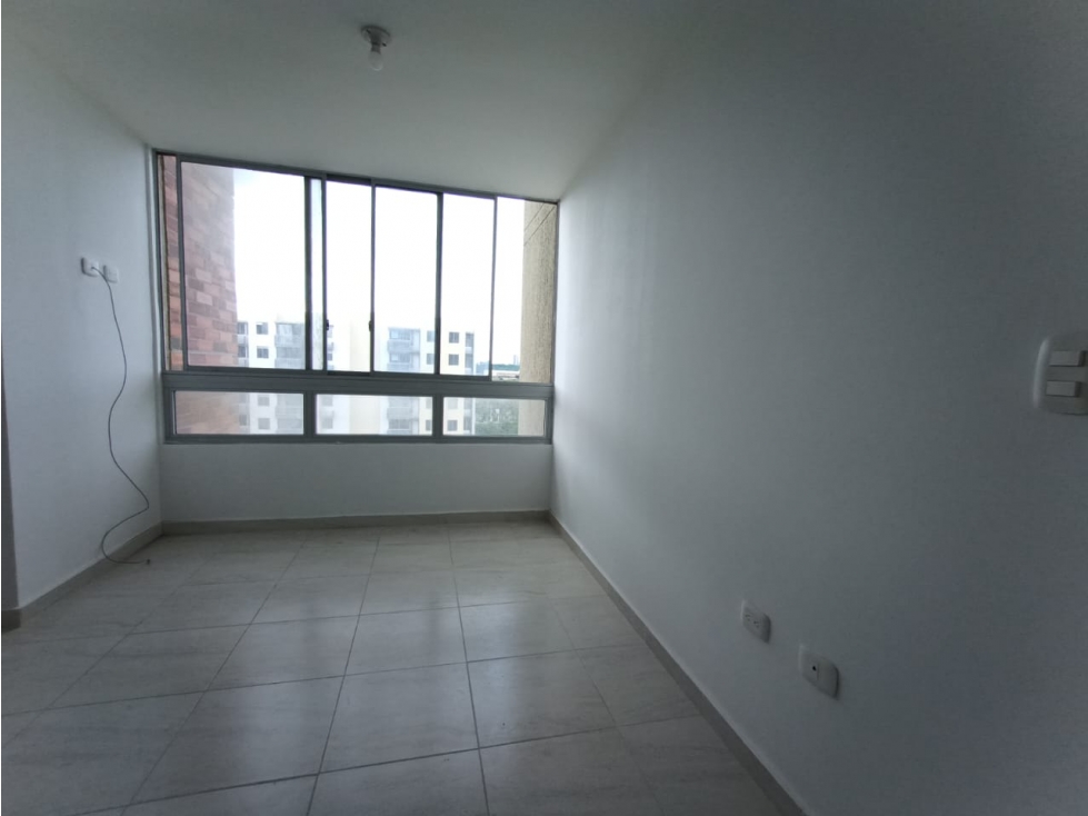 APARTAMENTO EN ALQUILER EN ALAMEDA DEL RIO — foto 2