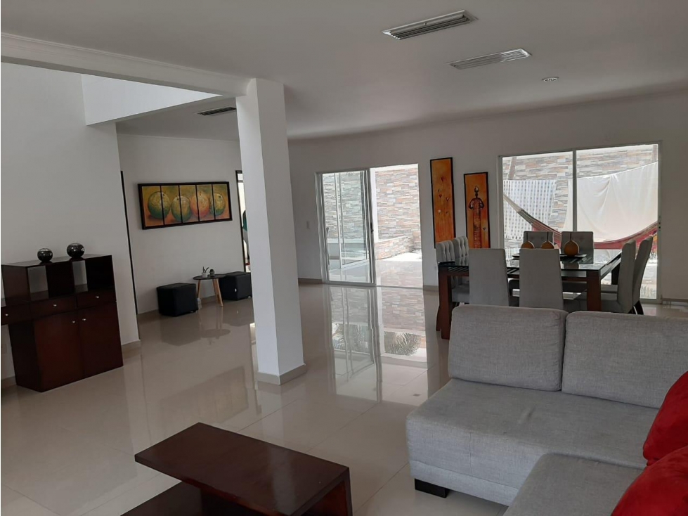 CASA DUPLEX EN ARRIENDO Y VENTA EN LA CASTELLANA - 1