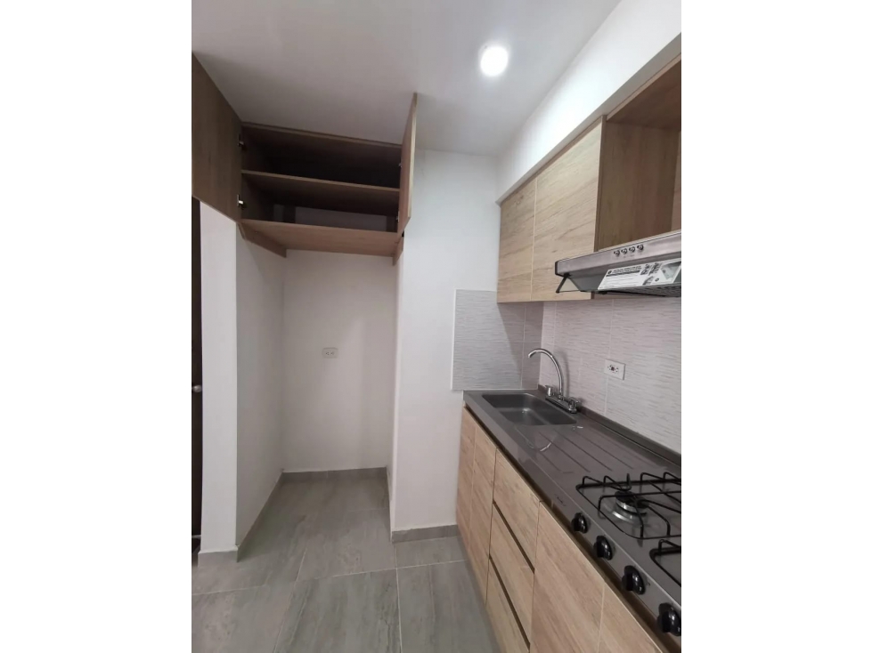 APARTAMENTO EN ALQUILER EN ALAMEDA DEL RIO — foto 4