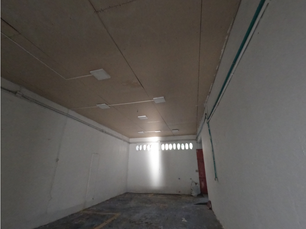 BODEGA EN ALQUILER EN BARRIO ABAJO - 6