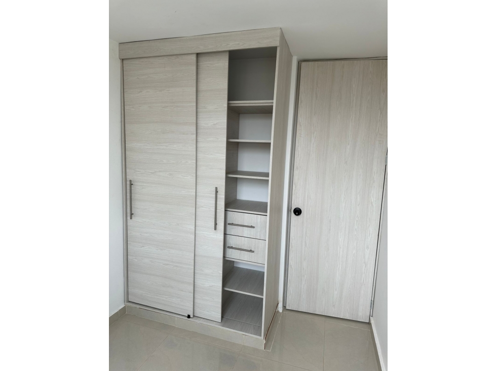 APARTAMENTO EN ALQUILER EN ALAMEDA DEL RIO — foto 5