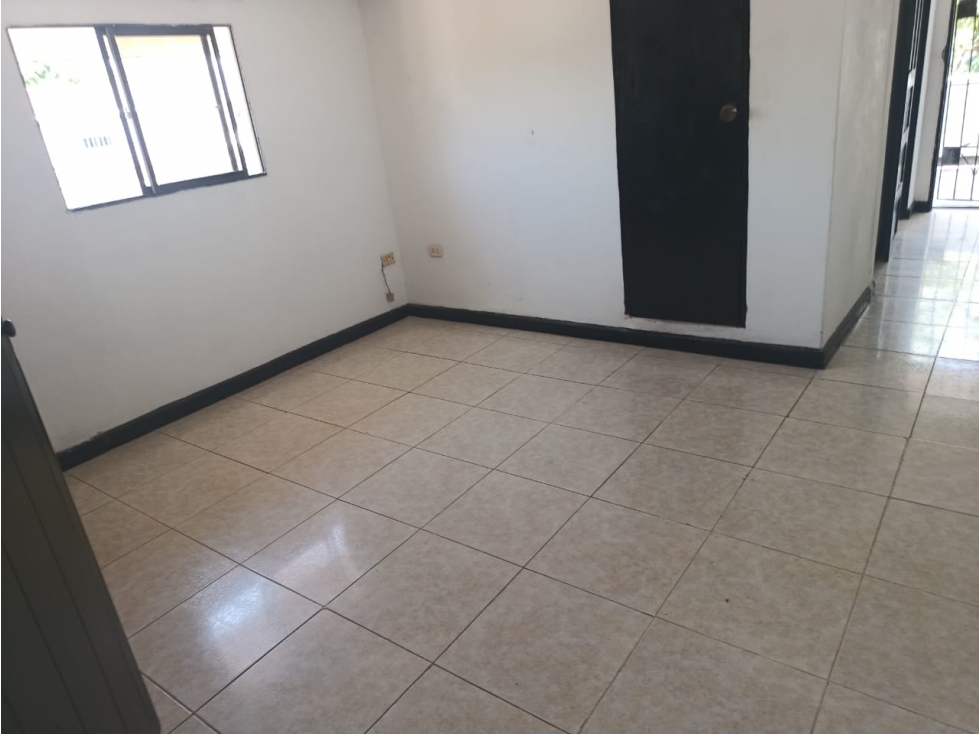 APARTAMENTO EN ALQUILER EN PARAISO — foto 3