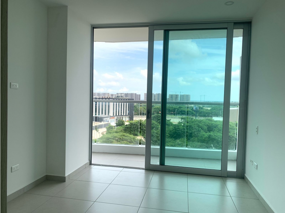 APARTAMENTO EN ALQUILER EN PORTAL DE GENOVES — foto 5