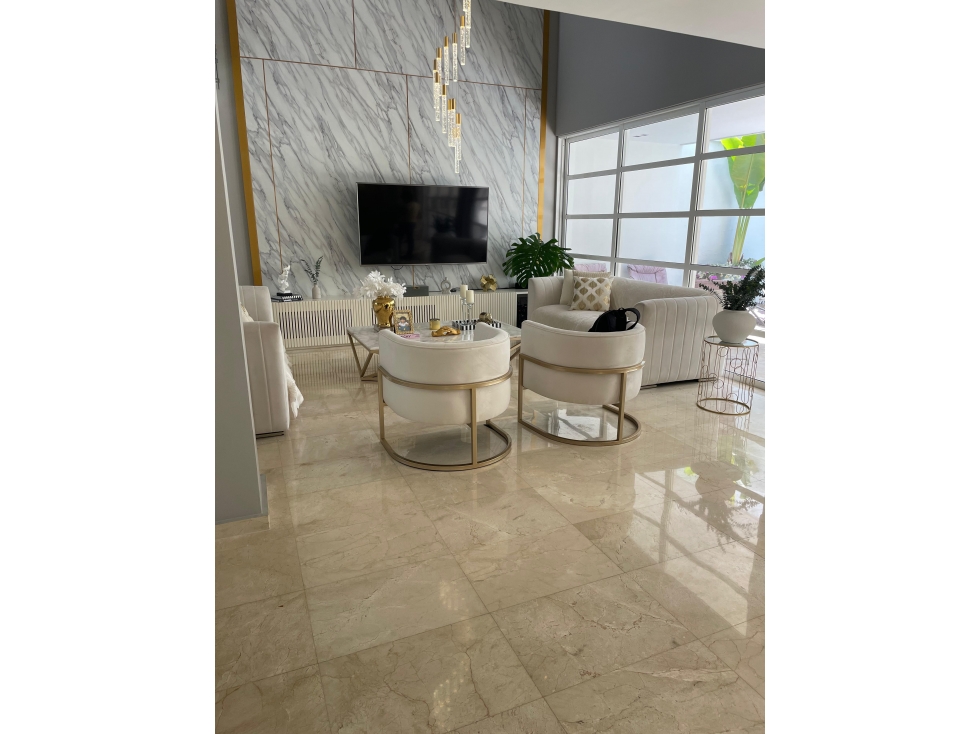 CASA EN VENTA EN LA CASTELLANA