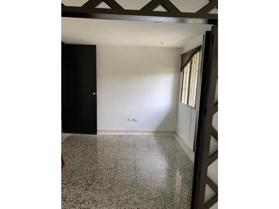 APARTAMENTO EN VENTA EN RIOMAR — foto 6
