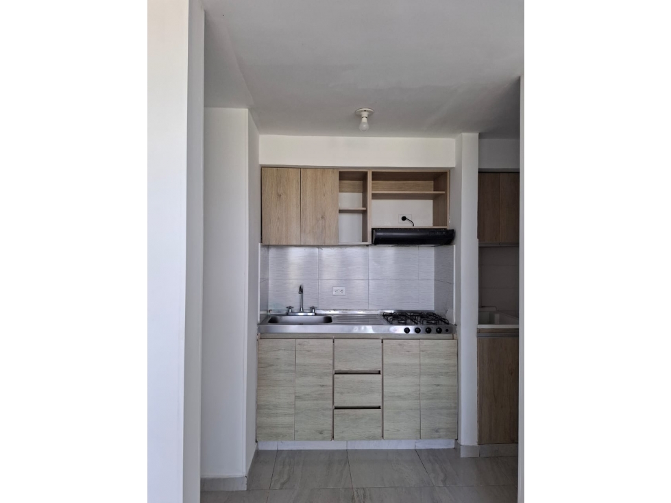 APARTAMENTO EN ALQUILER EN ALAMEDA DEL RIO — foto 3