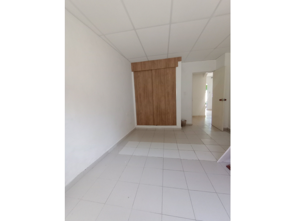 APARTAESTUDIO EN ALQUILER EN LAS MERCEDES — foto 4