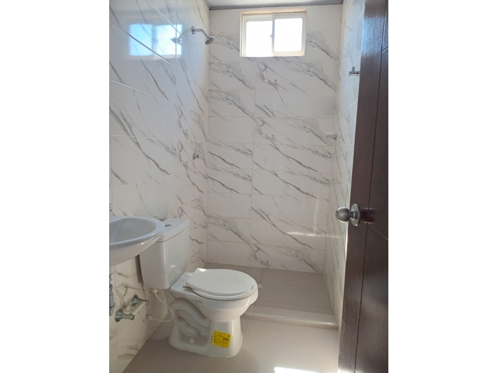 APARTAMENTO EN ALQUILER EN SABANALARGA - 6