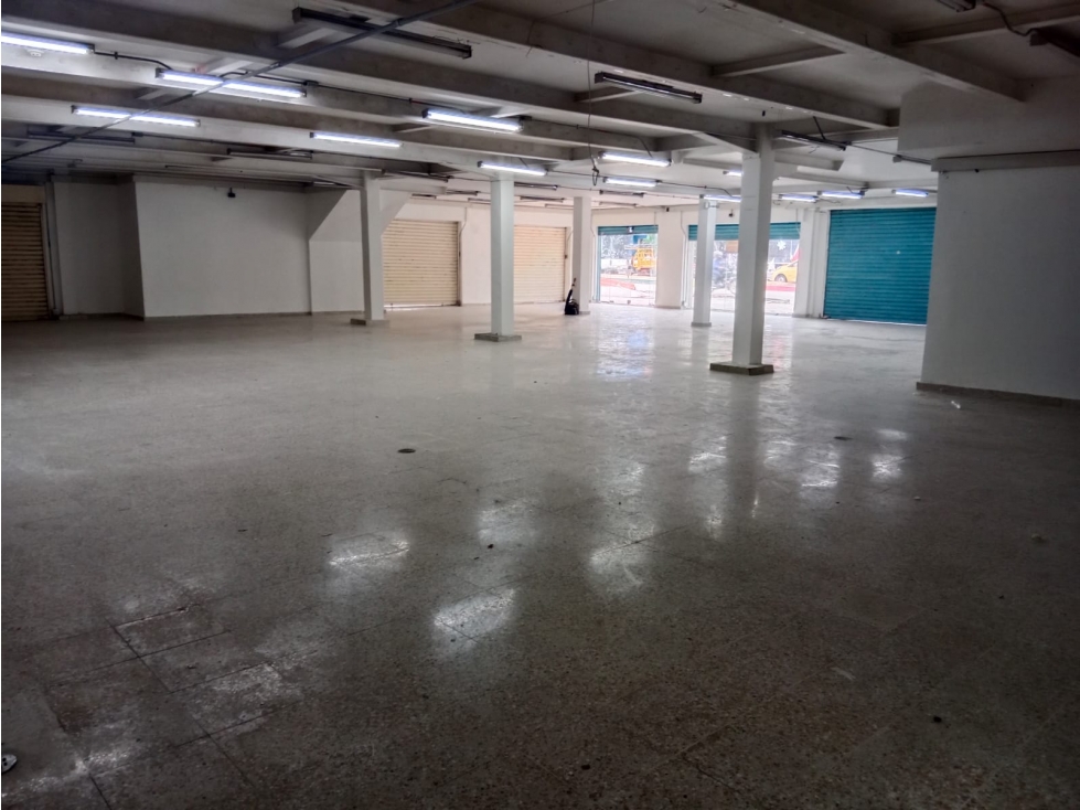 LOCAL EN ALQUILER EN LA ALBORAYA — foto 3