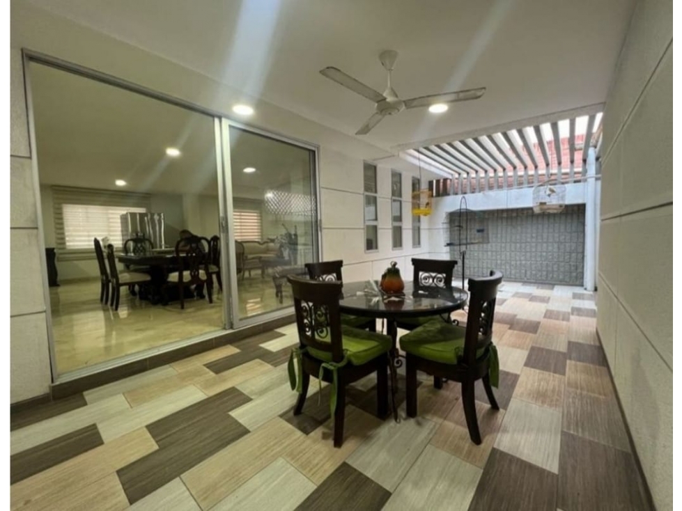 CASA EN VENTA EN VILLA SANTOS — foto 2