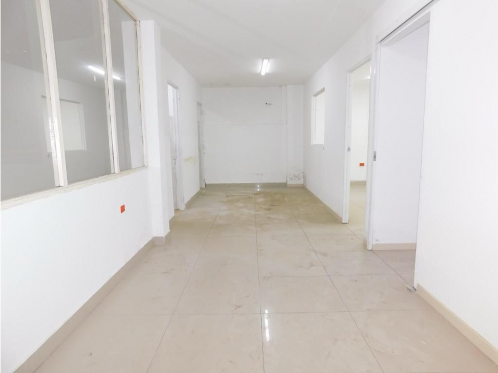 BODEGA EN ARRIENDO EN LA CIRCUNVALAR — foto 6