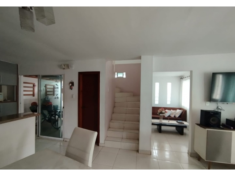 CASA DÚPLEX EN VENTA EN EL SILENCIO — foto 2