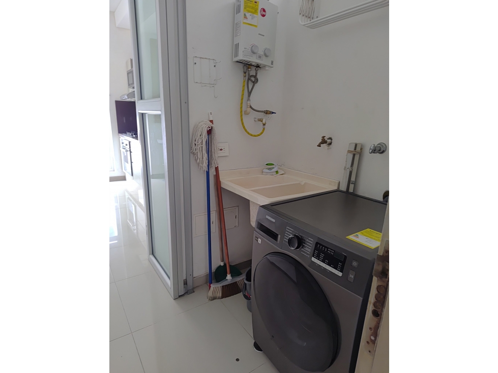 APARTAESTUDIO AMOBLADO EN ARRIENDO EN ALTO PRADO — foto 5