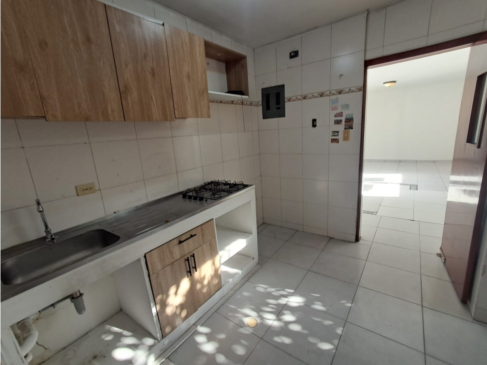 APARTAMENTO EN ARRIENDO EN EL PORVENIR — foto 4