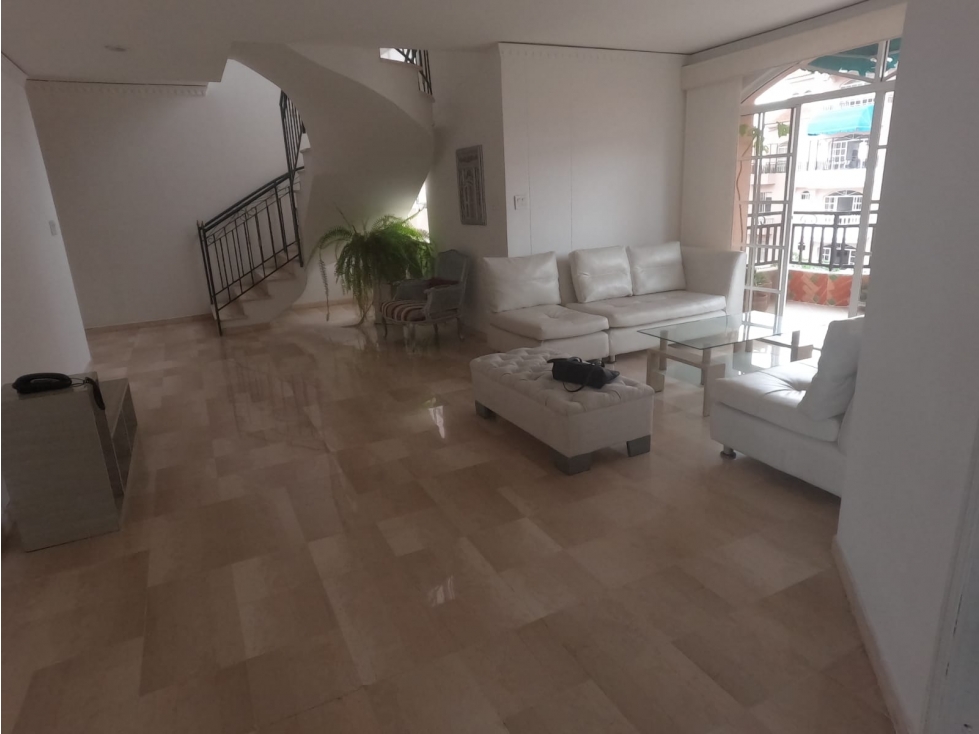 APARTAMENTO EN VENTA Y ALQUILER EN ALTOS DE RIOMAR — foto 4