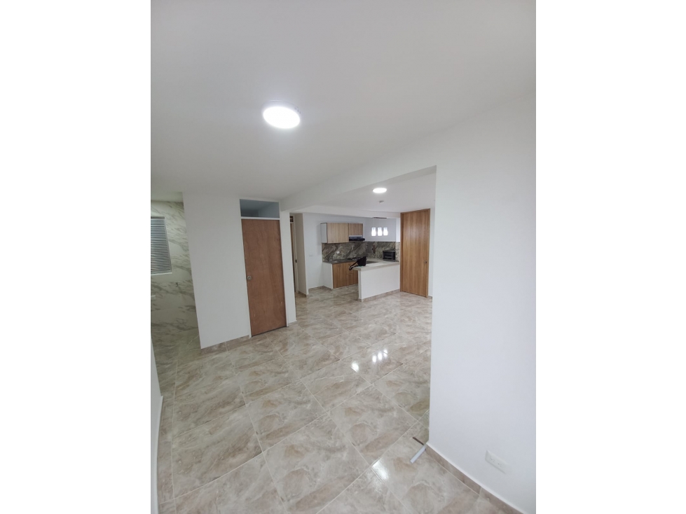 APARTAMENTO EN ALQUILER EN CIUDAD MALLORQUIN — foto 4
