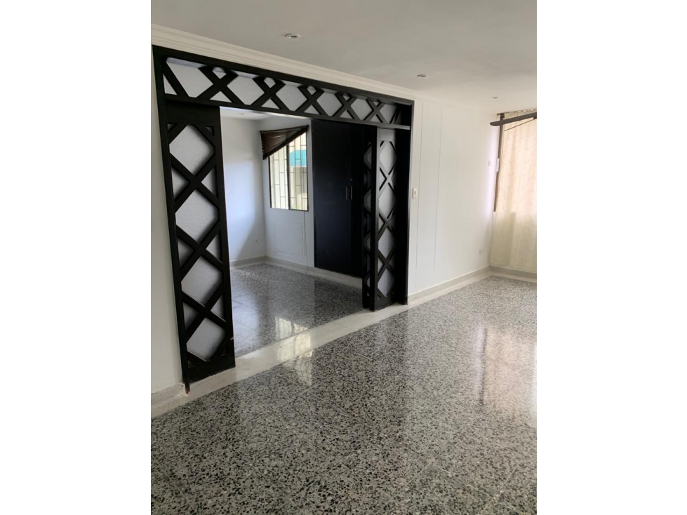 APARTAMENTO EN VENTA EN RIOMAR — foto 2