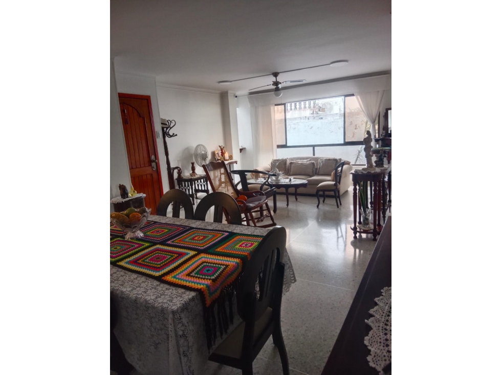APARTAMENTO EN VENTA EN ALTOS DEL LIMON