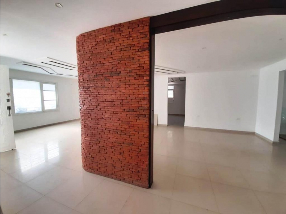 VENDO CASA EN ALTO PRADO