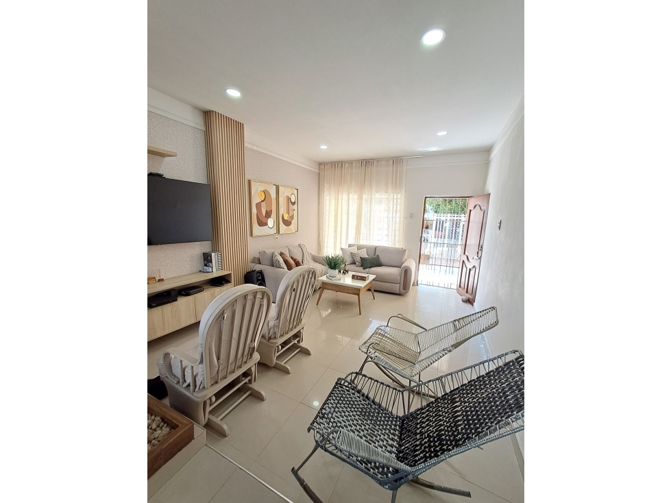 CASA EN VENTA EN BELLAVISTA — foto 2