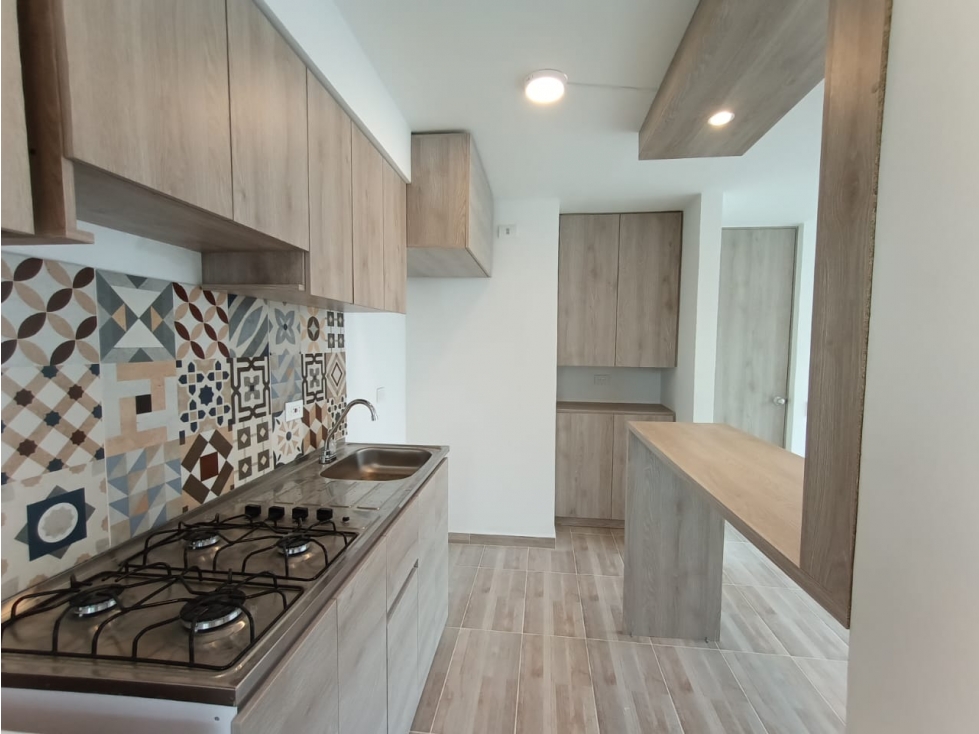APARTAMENTO NUEVO EN ALQUILER EN CIUDAD MALLORQUIN - 1