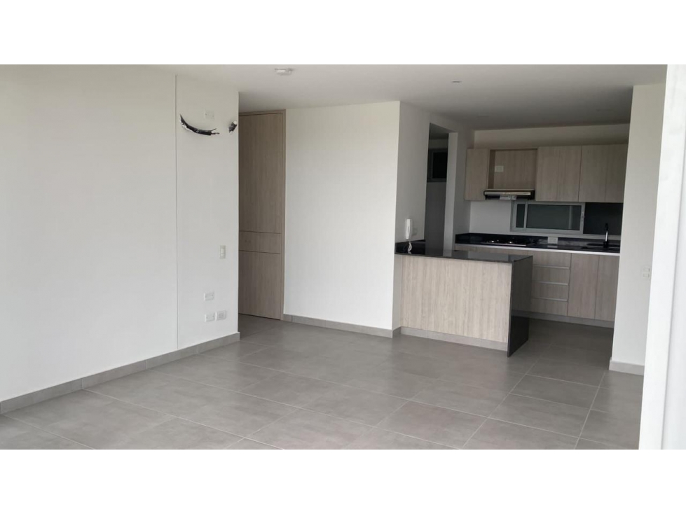 APARTAMENTO EN ALQUILER EN PORTAL DE GENOVES - 1
