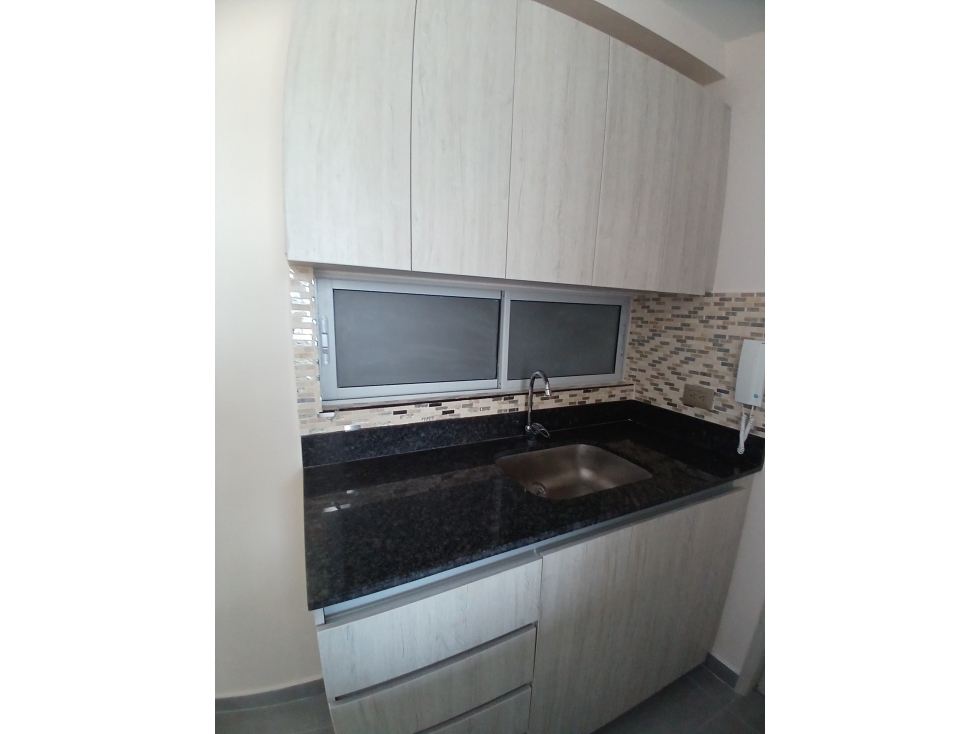 APARTAMENTO EN ALQUILER EN PORTAL DE GENOVES - 3