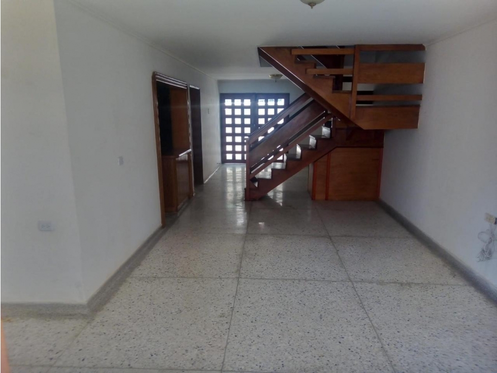 CASA EN VENTA EN EL TABOR