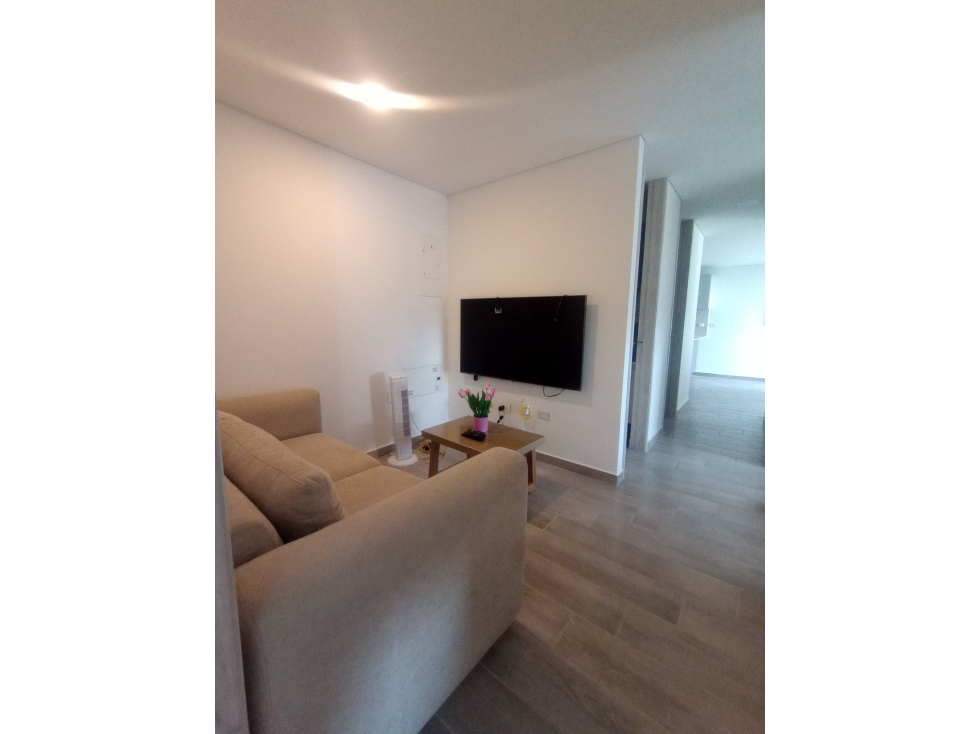 APARTAMENTO AMOBLADO EN ARRIENDO EN LA CASTELLANA — foto 4