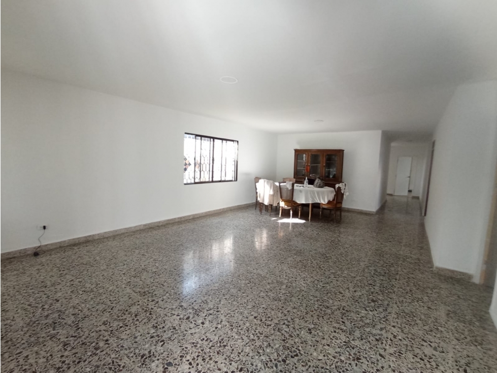 CASA EN VENTA EN SANTA ANA