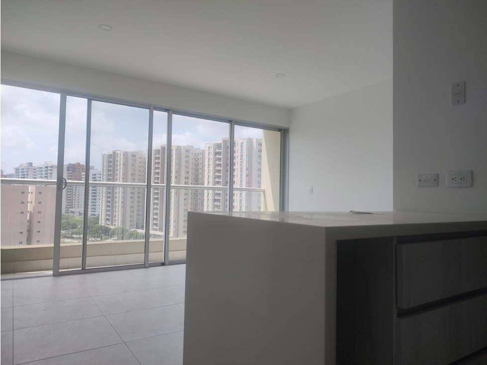 APARTAMENTO EN ALQUILER Y VENTA EN RIOMAR — foto 3