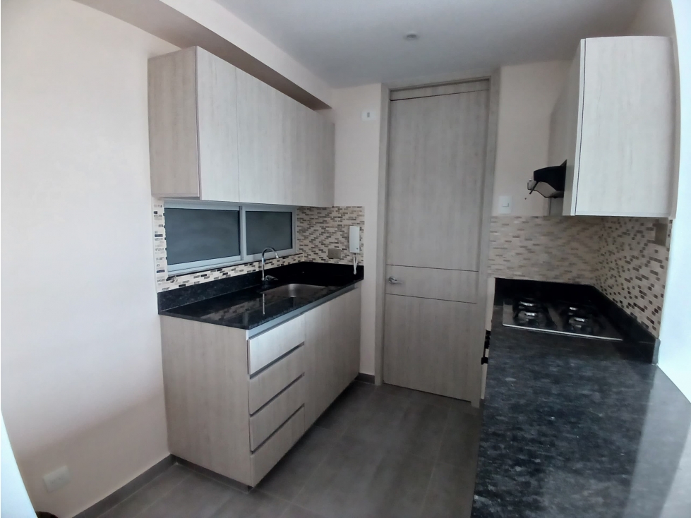 APARTAMENTO EN ALQUILER EN PORTAL DE GENOVES - 4