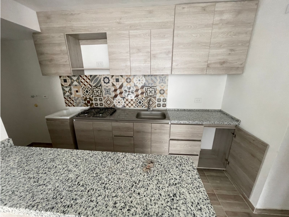 APARTAMENTO EN ALQUILER EN CIUDAD MALLORQUIN — foto 5