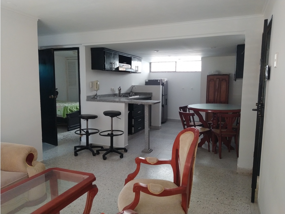 APARTAMENTO EN ALQUILER EN RIOMAR — foto 2