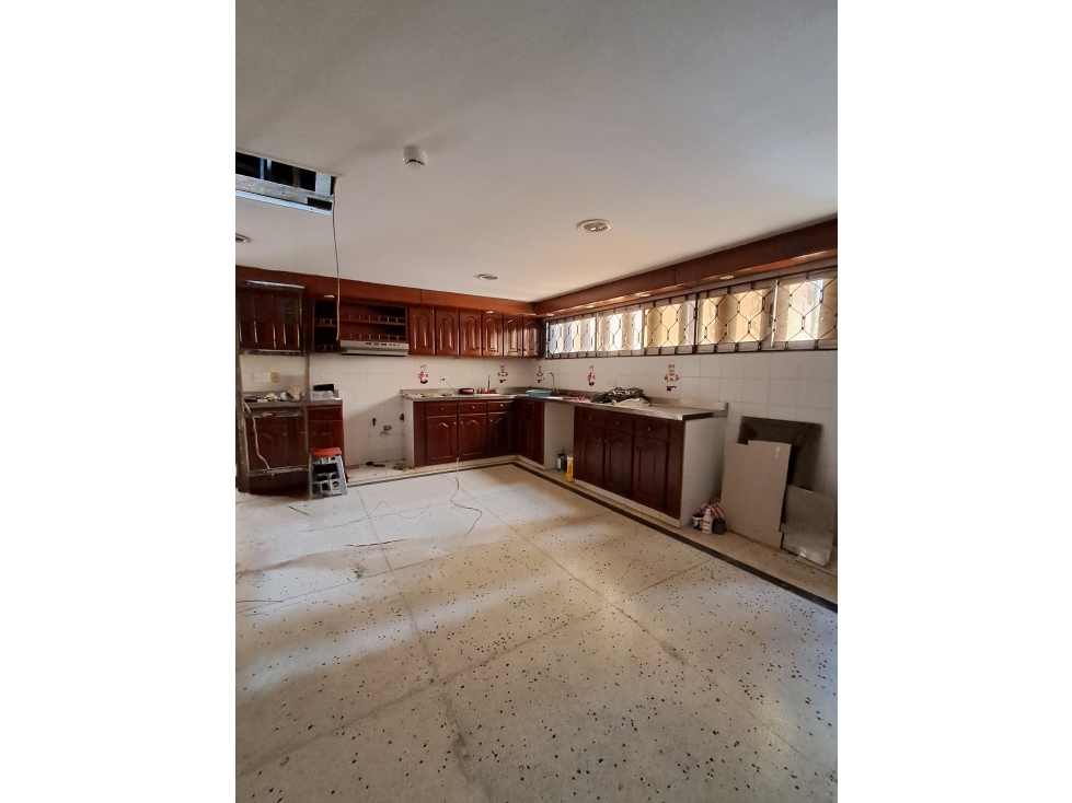 CASA COMERCIAL O RESIDENCIAL EN ARRIENDO O VENTA EN NUEVO HORIZONTE