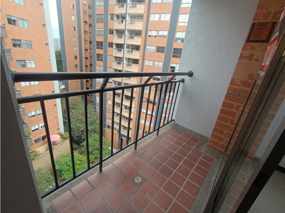 Apartamento en Arriendo Envigado, sector San Lucas — foto 3