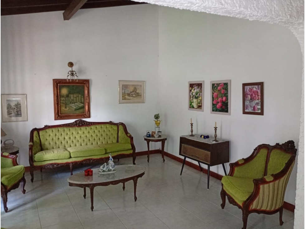 Casa en Arriendo en Medellín, Sector Poblado — foto 3