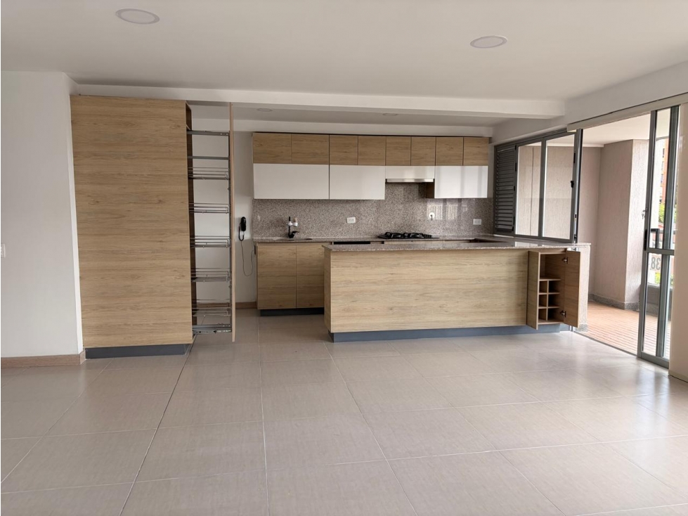 Apartamento en Renta en El Poblado, sector San Julián — foto 2