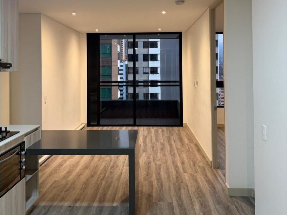 Apartaestudio en renta en Medellín, sector Los Balsos — foto 6