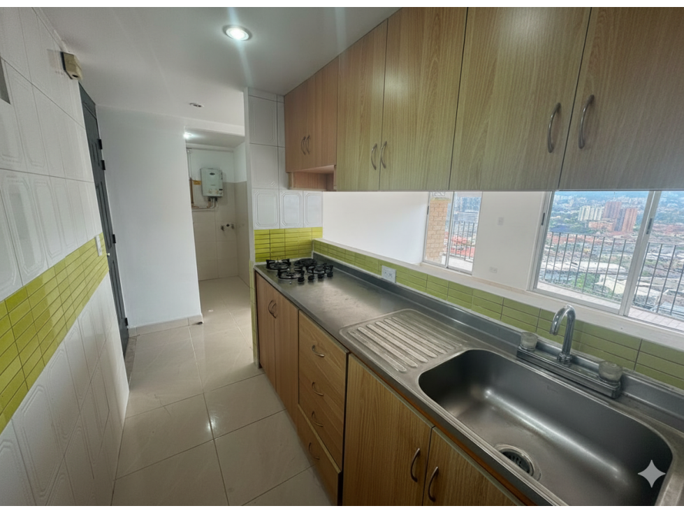 Apartamento en Arriendo en San Diego, La Candelaria — foto 2