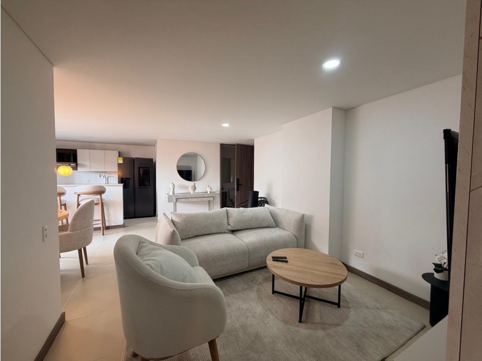 Apartamento en venta en Sabaneta, sector Aves María — foto 2